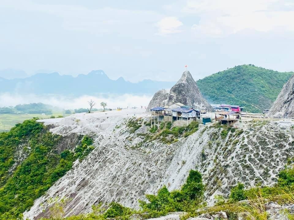 Deo Da Trang Thung Khe Pass Mai Chau